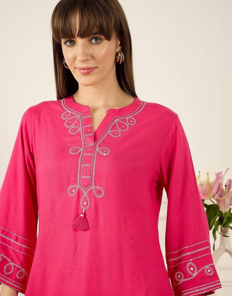 Women Ethnic Motifs Embroidered Regular Thread Work Kurta with Trousers