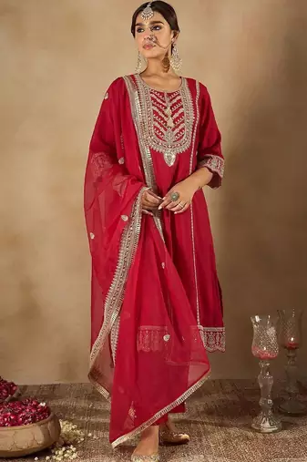 Women Ethnic Motifs Embroidered Regular Thread Work Kurta with Trousers & With Dupatta