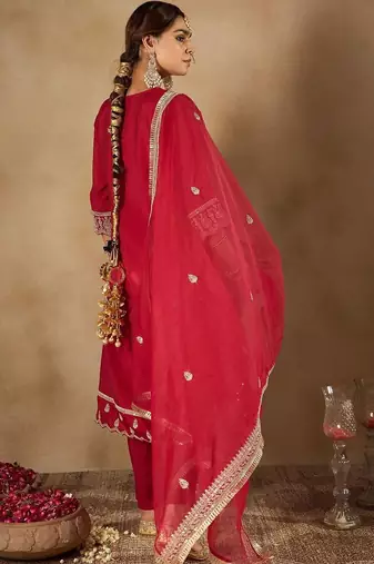 Women Ethnic Motifs Embroidered Regular Thread Work Kurta with Trousers & With Dupatta