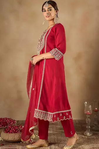 Women Ethnic Motifs Embroidered Regular Thread Work Kurta with Trousers & With Dupatta
