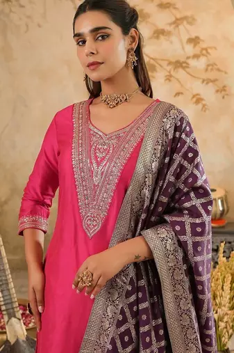 Women Ethnic Motifs Embroidered Regular Thread Work Kurta with Trousers & With Dupatta