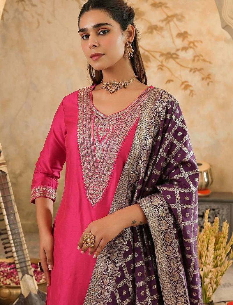 Women Ethnic Motifs Embroidered Regular Thread Work Kurta with Trousers & With Dupatta