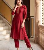 Women Ethnic Motifs Embroidered Regular Thread Work Kurta with Trousers