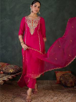 Women Ethnic Motifs Embroidered Regular Kurta with Trousers & With Dupatta 3