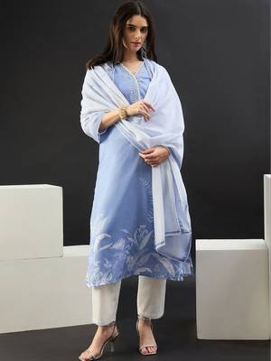 Women Floral Printed Regular Linen Kurta with Trousers & With Dupatta 6