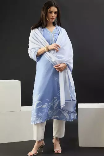Women Floral Printed Regular Linen Kurta with Trousers & With Dupatta