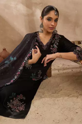 Women Floral Embroidered Regular Thread Work Kurta with Palazzos & With Dupatta