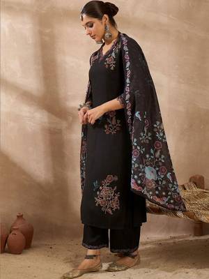 Women Floral Embroidered Regular Thread Work Kurta with Palazzos & With Dupatta 6
