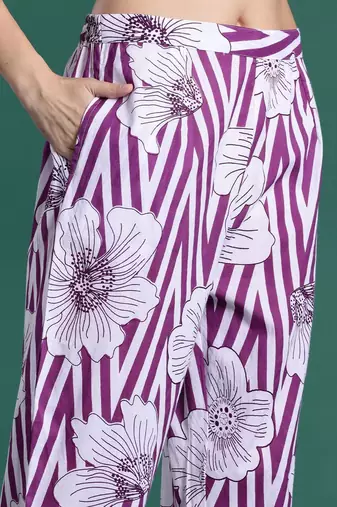 Women Floral Printed Regular Sequinned Pure Cotton Kurta with Trousers