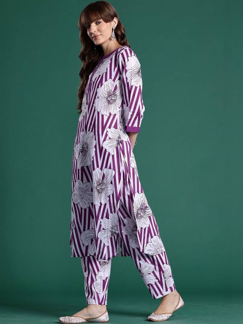 Women Floral Printed Regular Sequinned Pure Cotton Kurta with Trousers