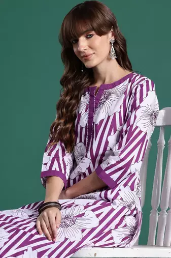 Women Floral Printed Regular Sequinned Pure Cotton Kurta with Trousers