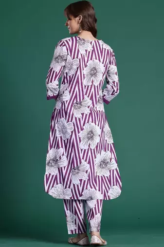 Women Floral Printed Regular Sequinned Pure Cotton Kurta with Trousers