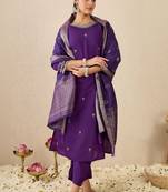 Women Ethnic Motifs Embroidered Regular Thread Work Kurta with Trousers & With Dupatta