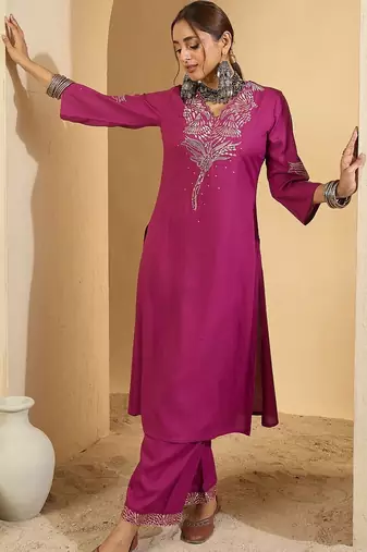 Women Ethnic Motifs Embroidered Regular Thread Work Kurta with Trousers