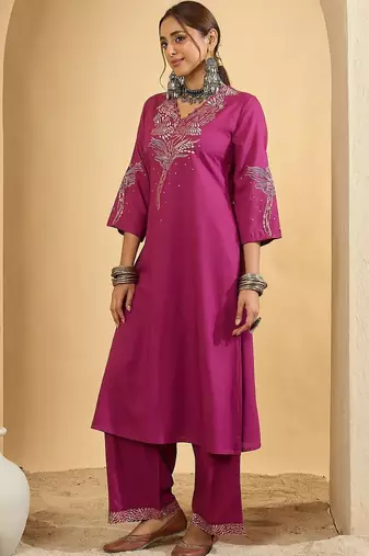 Women Ethnic Motifs Embroidered Regular Thread Work Kurta with Trousers