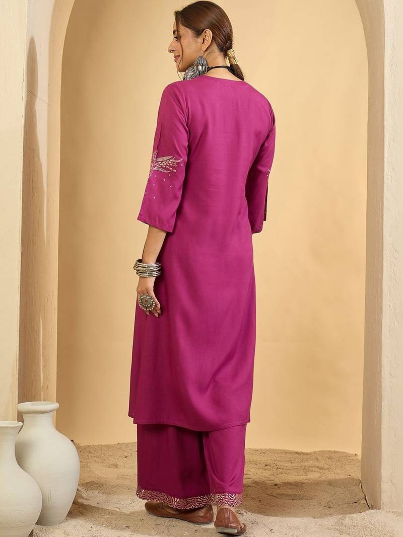 Women Ethnic Motifs Embroidered Regular Thread Work Kurta with Trousers