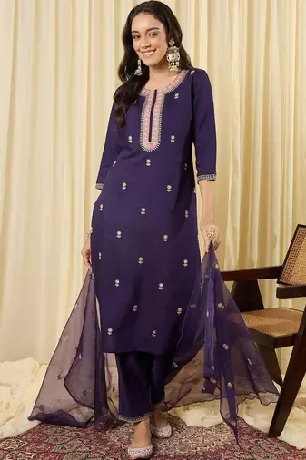 Women Ethnic Motifs Embroidered Regular Thread Work Kurta with Trousers & With Dupatta