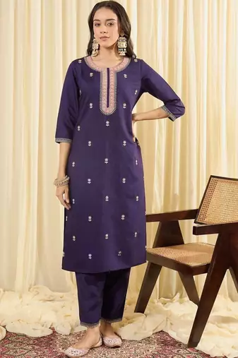 Women Ethnic Motifs Embroidered Regular Thread Work Kurta with Trousers & With Dupatta