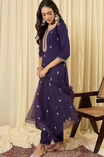 Women Ethnic Motifs Embroidered Regular Thread Work Kurta with Trousers & With Dupatta