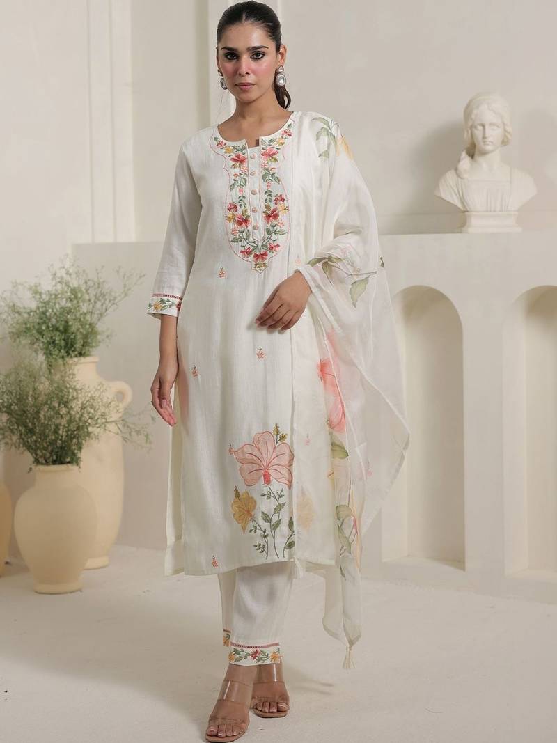 Women Floral Embroidered Regular Thread Work Kurta with Trousers & With Dupatta