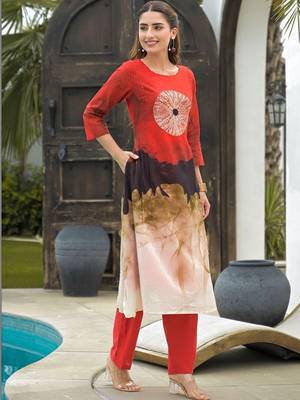 Women Dyed Pure Cotton Kurta With Trousers 7