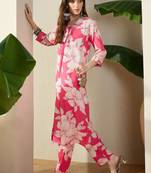 Women Floral Printed Regular Kurta with Trousers