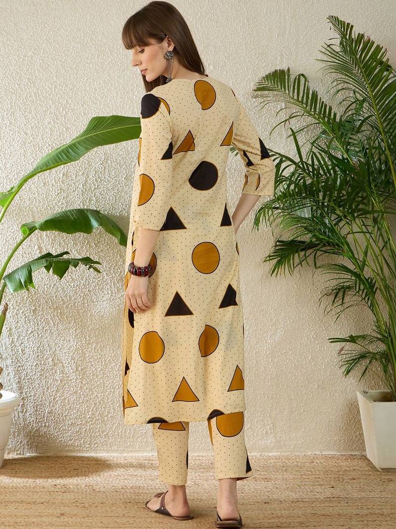 Women Printed Regular Pure Cotton Kurta with Trousers