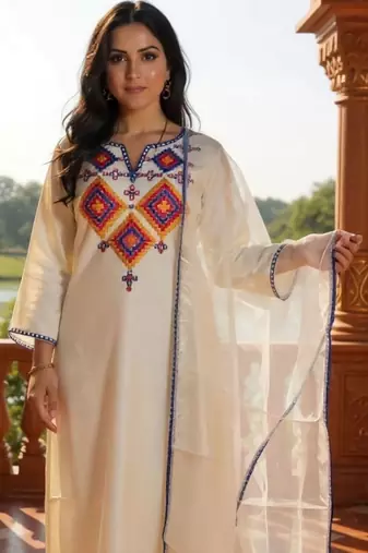 Women Embroidered Regular Thread Work Liva Kurta with Trousers & With Dupatta