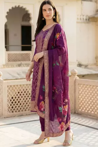 Women Regular Kurta with Trousers & With Dupatta