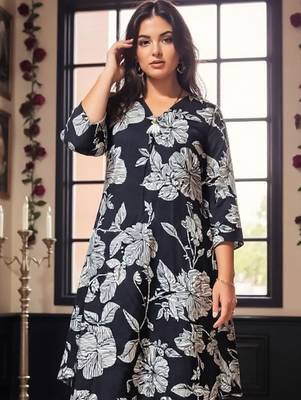 Women Floral Printed Regular Pure Cotton Kurta with Trousers 3