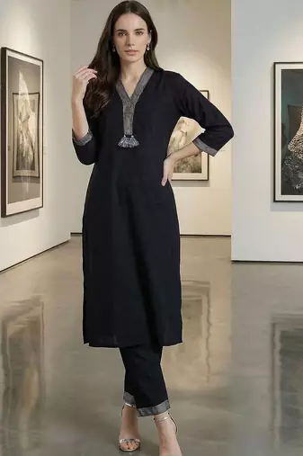 Women Striped Regular Thread Work Kurta with Trousers