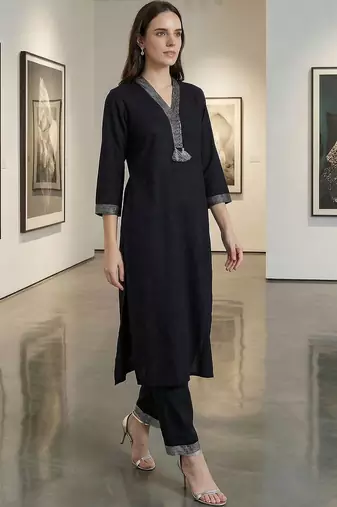 Women Striped Regular Thread Work Kurta with Trousers