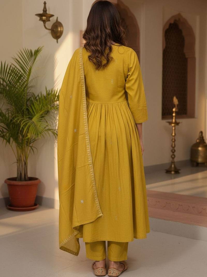 Women Ethnic Motifs Embroidered Regular Thread Work Kurta with Trousers & With Dupatta