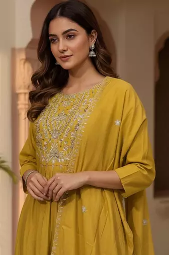 Women Ethnic Motifs Embroidered Regular Thread Work Kurta with Trousers & With Dupatta