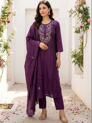 Women Ethnic Motifs Embroidered Regular Thread Work Kurta with Trousers & With Dupatta 1