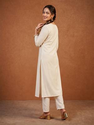 Embroidered Simar Straight Kurta Pant and Dupatta Set 4