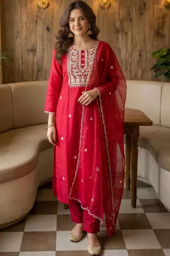 Women Ethnic Motifs Embroidered Regular Thread Work Kurta with Trousers & With Dupatta