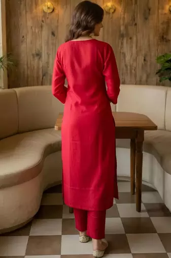 Women Ethnic Motifs Embroidered Regular Thread Work Kurta with Trousers & With Dupatta