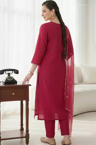 Ethnic Motifs Embroidered Regular Thread Work Kurta with Trousers & With Dupatta