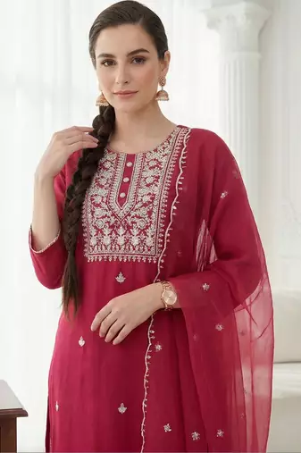 Ethnic Motifs Embroidered Regular Thread Work Kurta with Trousers & With Dupatta