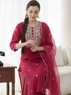 Ethnic Motifs Embroidered Regular Thread Work Kurta with Trousers & With Dupatta 4