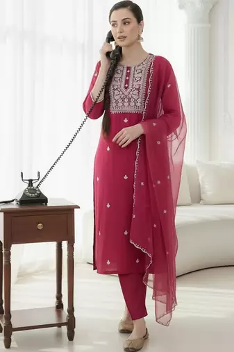 Ethnic Motifs Embroidered Regular Thread Work Kurta with Trousers & With Dupatta