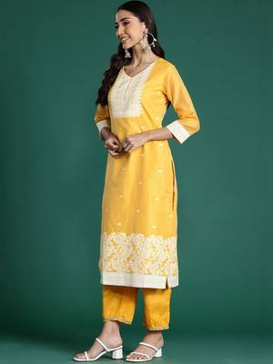 Women Ethnic Motifs Embroidered Regular Thread Work Chanderi Silk Kurta with Trousers & With Dupatta 1