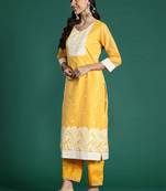 Women Ethnic Motifs Embroidered Regular Thread Work Chanderi Silk Kurta with Trousers & With Dupatta