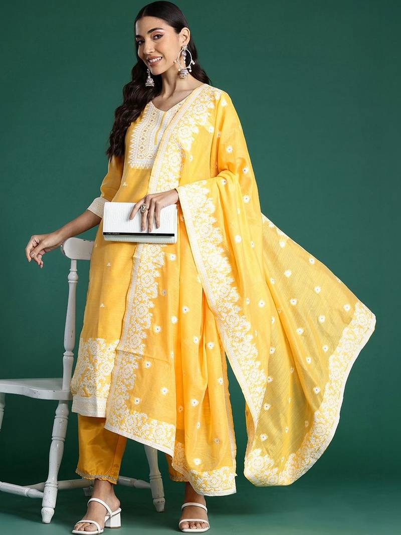 Women Ethnic Motifs Embroidered Regular Thread Work Chanderi Silk Kurta with Trousers & With Dupatta