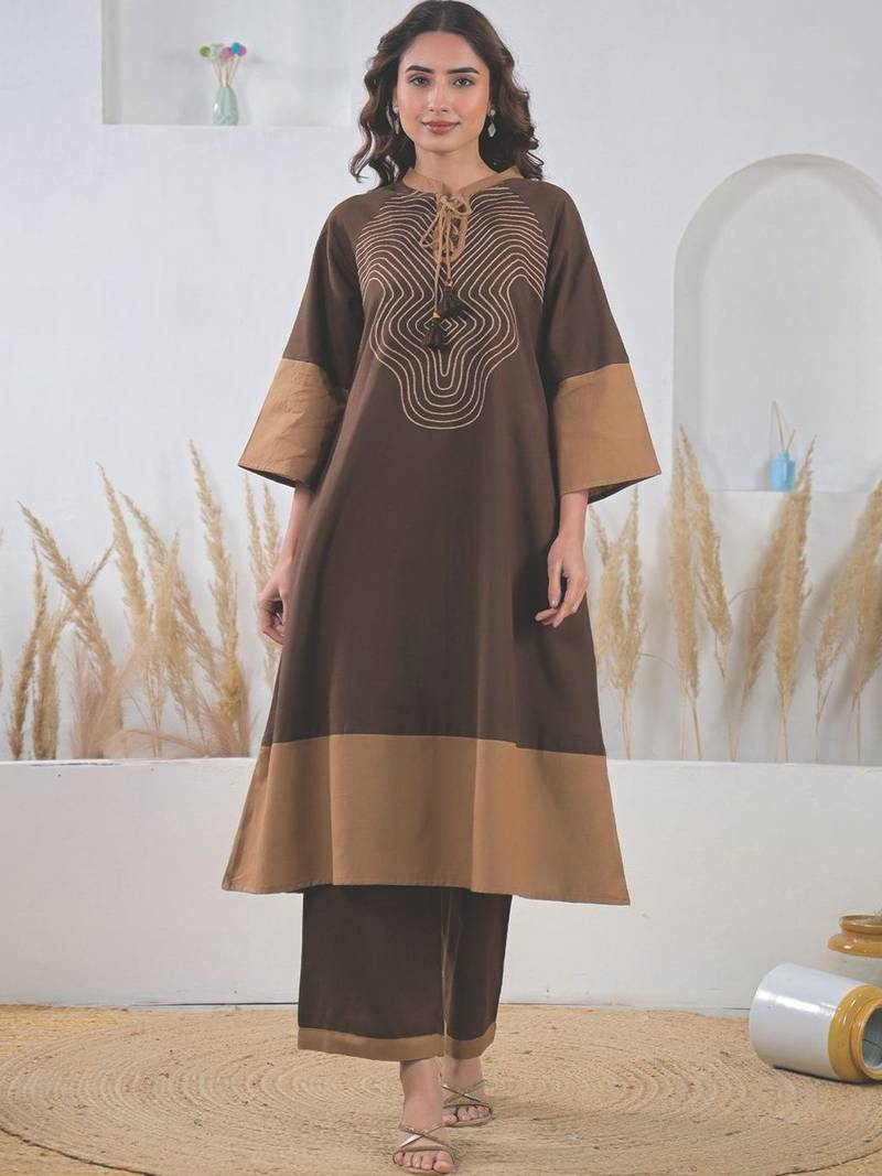 Women Embroidered Regular Thread Work Pure Cotton Kurta with Palazzos