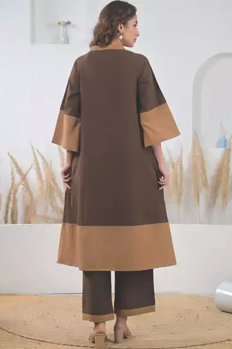 Women Embroidered Regular Thread Work Pure Cotton Kurta with Palazzos