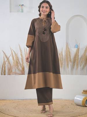 Women Embroidered Regular Thread Work Pure Cotton Kurta with Palazzos 7
