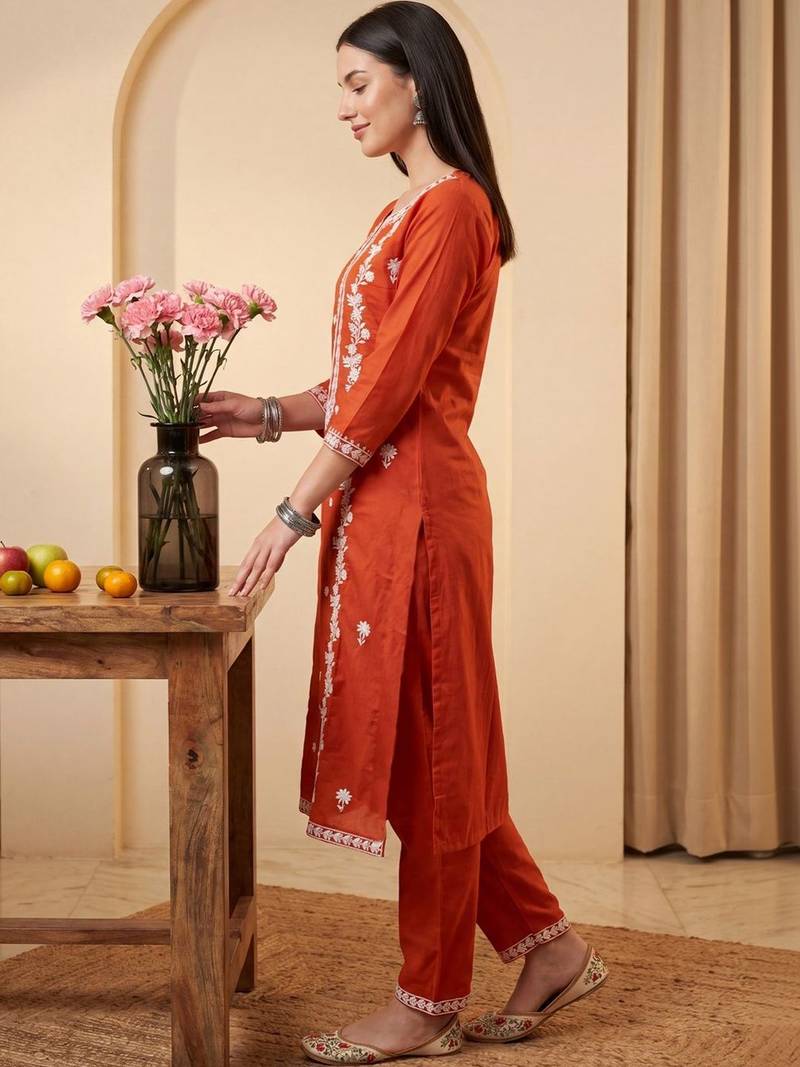Women Ethnic Motifs Embroidered Regular Thread Work Kurta with Trousers