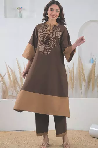 Women Ethnic Motifs Embroidered Regular Thread Work Pure Cotton Kurta with Trousers